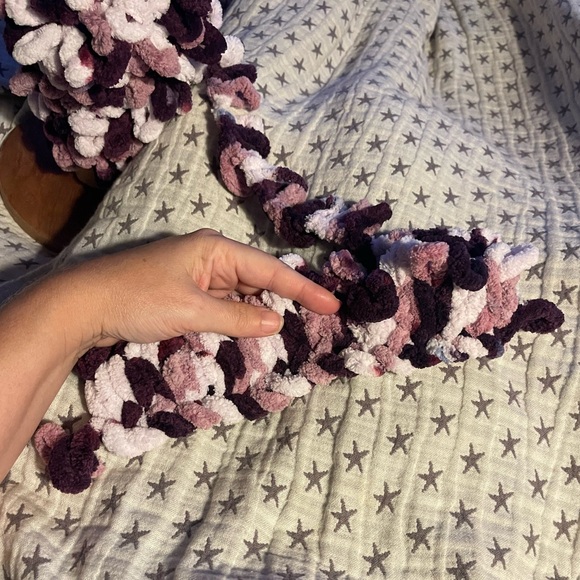 Handmade Kid’s Super Soft & Cozy Winter Hat With Loopy Pom-Pom-Variegated Purple - Picture 7 of 9